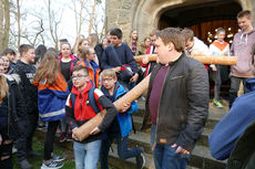 Ökumenischer Jugendkreuzweg in Naumburg (Foto: Karl-Franz Thiede)